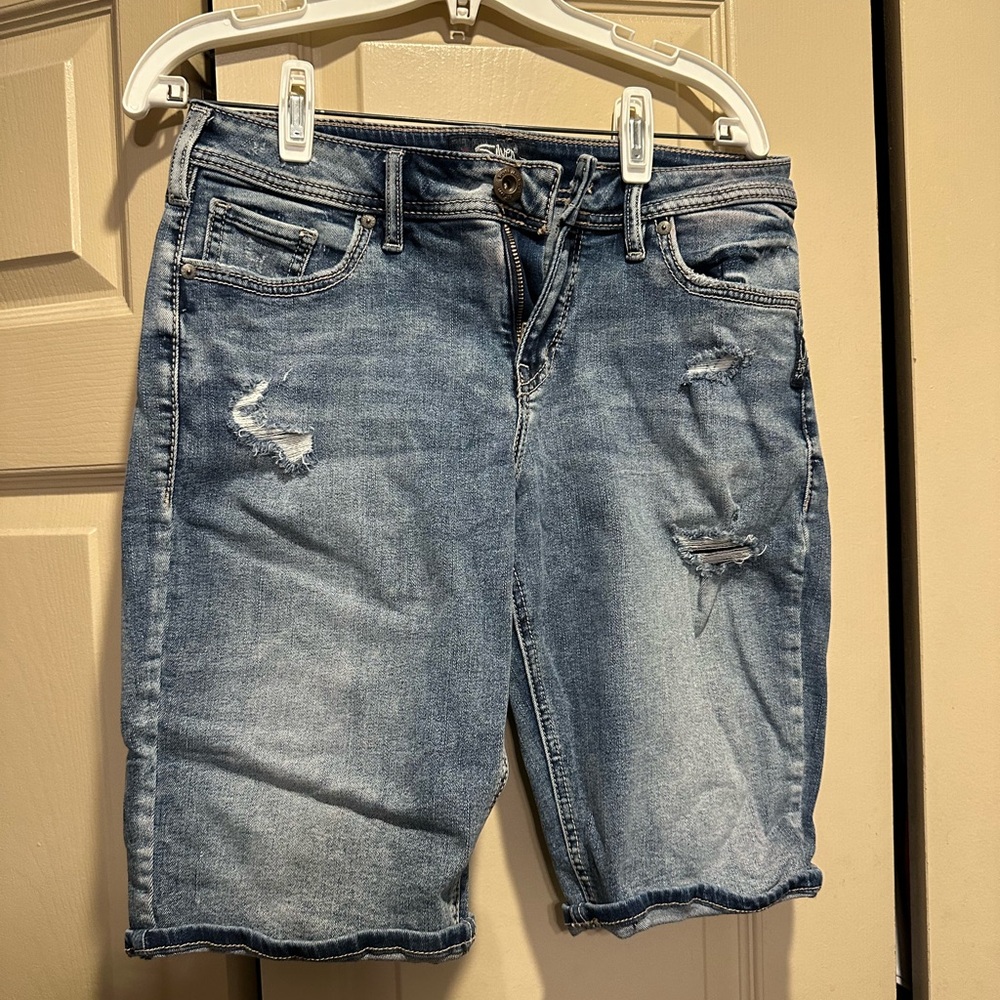 Silver Suki Bermuda Short